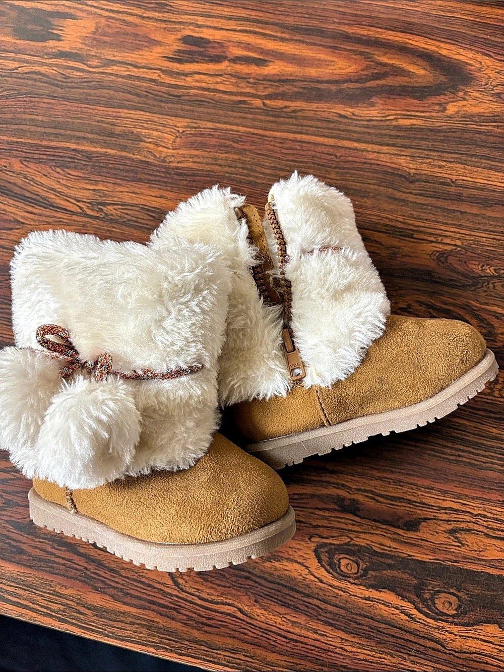 The Children's Place Toddler Girls Buckle Faux Fur Chalet Boots Faux Fur Bow
